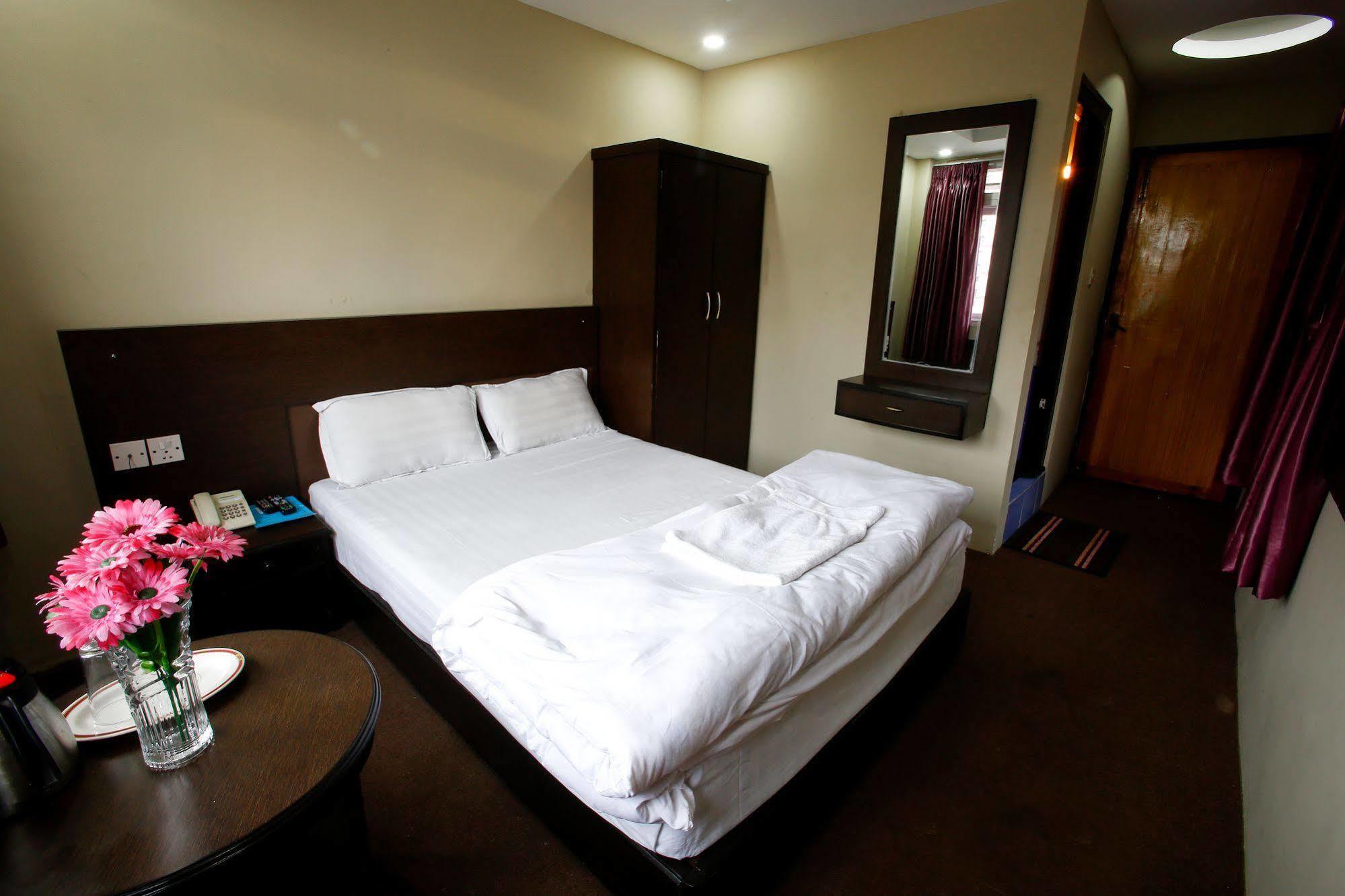 Hotel Nandini Kathmandu Exterior photo